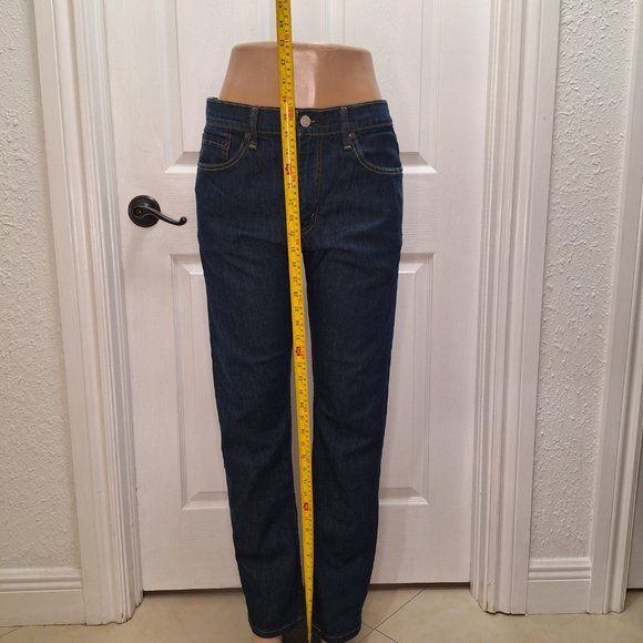 Levi Strauss & Co Jeans - Picture 9 of 10